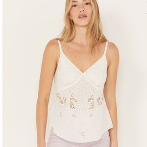 Shyanne Women's Hanky Hem Halter Top Country Western Wear White Size Medium